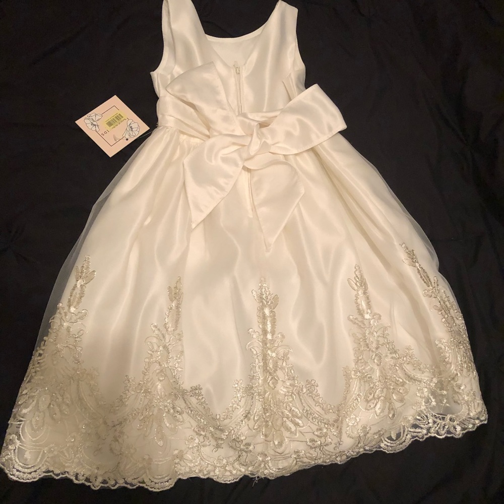 Girls dress